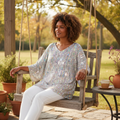 Women's Vintage V-Neck Top with Elegant Fit