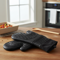 Heat-Resistant Oven Gloves with Extended Wrist Protection